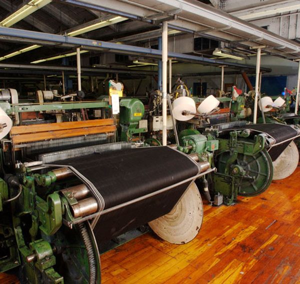 ماشین نساجی